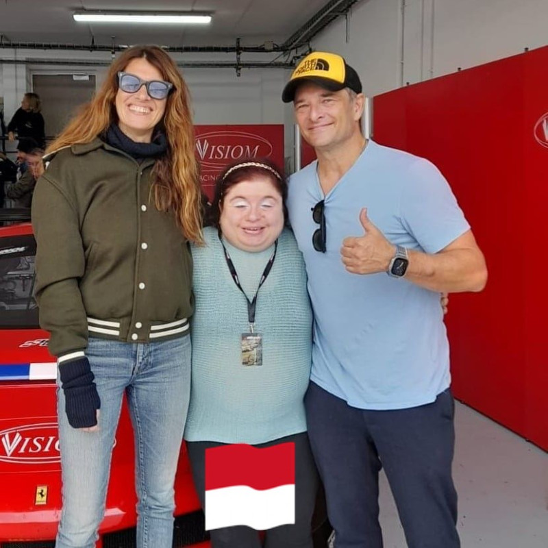 On et les meilleures des champions pilote mon meilleur ami mon David .De nôtre équipe favorite de VISIOM et de Ferrari